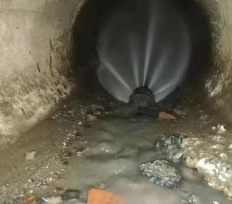 马湾镇市政管道清淤